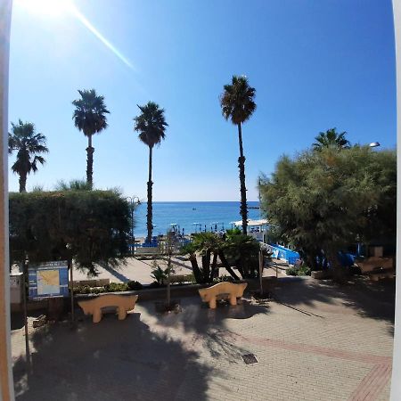 Finestre Sul Mare Villa Сан Лоренцо ал Маре Стая снимка