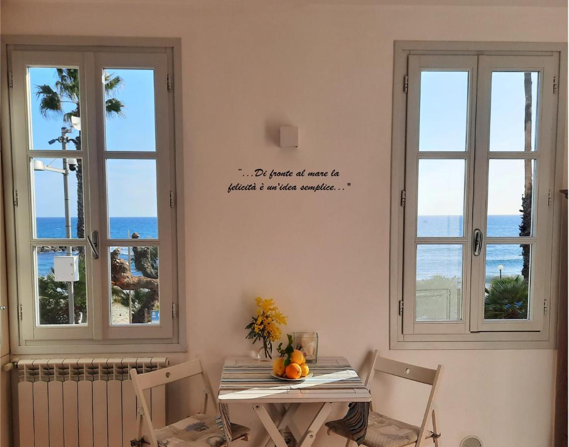 Finestre Sul Mare Villa Сан Лоренцо ал Маре Екстериор снимка